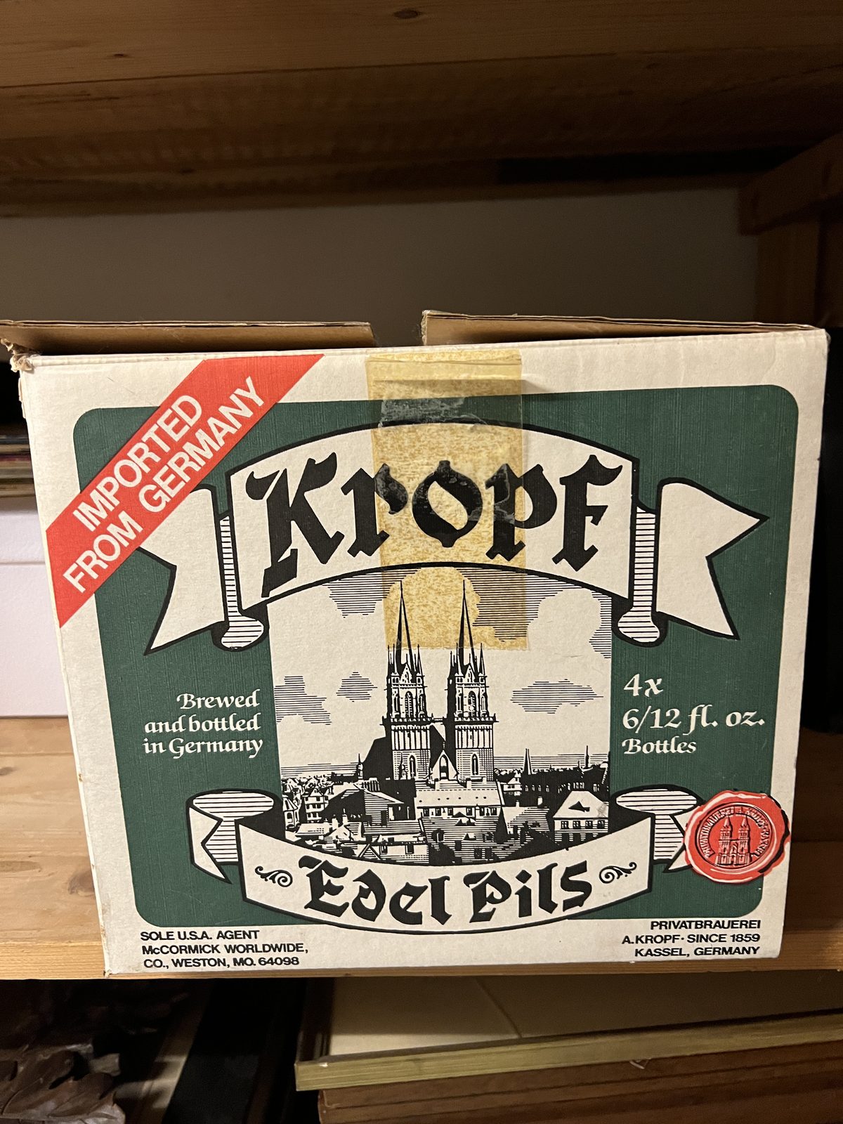 Exportkarton „Kropf Edel Pils“